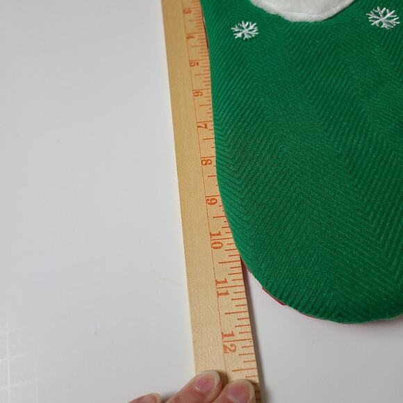 Christmas Santa Claus Green Set of 2 Oven Mitts Hot Pad Holiday Kitchen Set - Picture 5 of 9